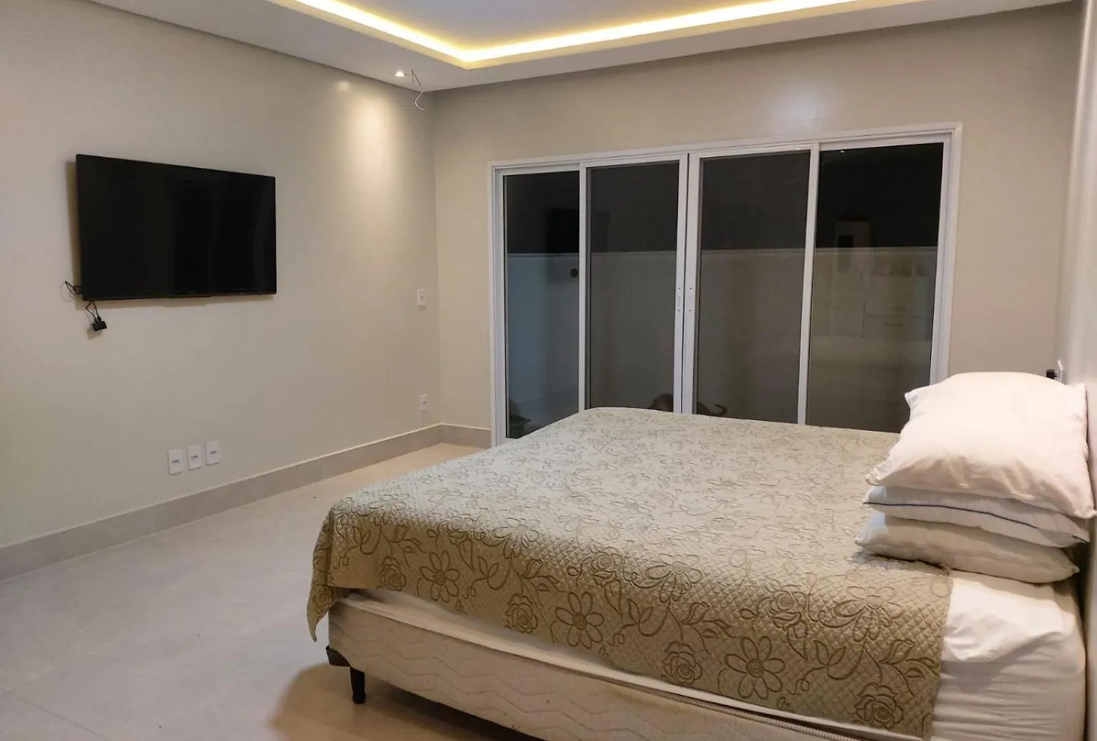 Quarto Avila Porto Seguro 0*,  Brasilien